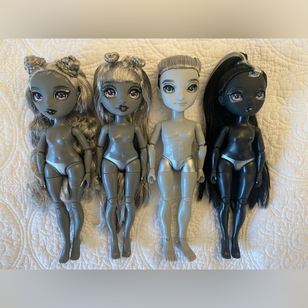 Shadow High Dolls Lot